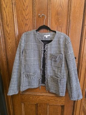 Chicos Black & White Blazer- Size 16